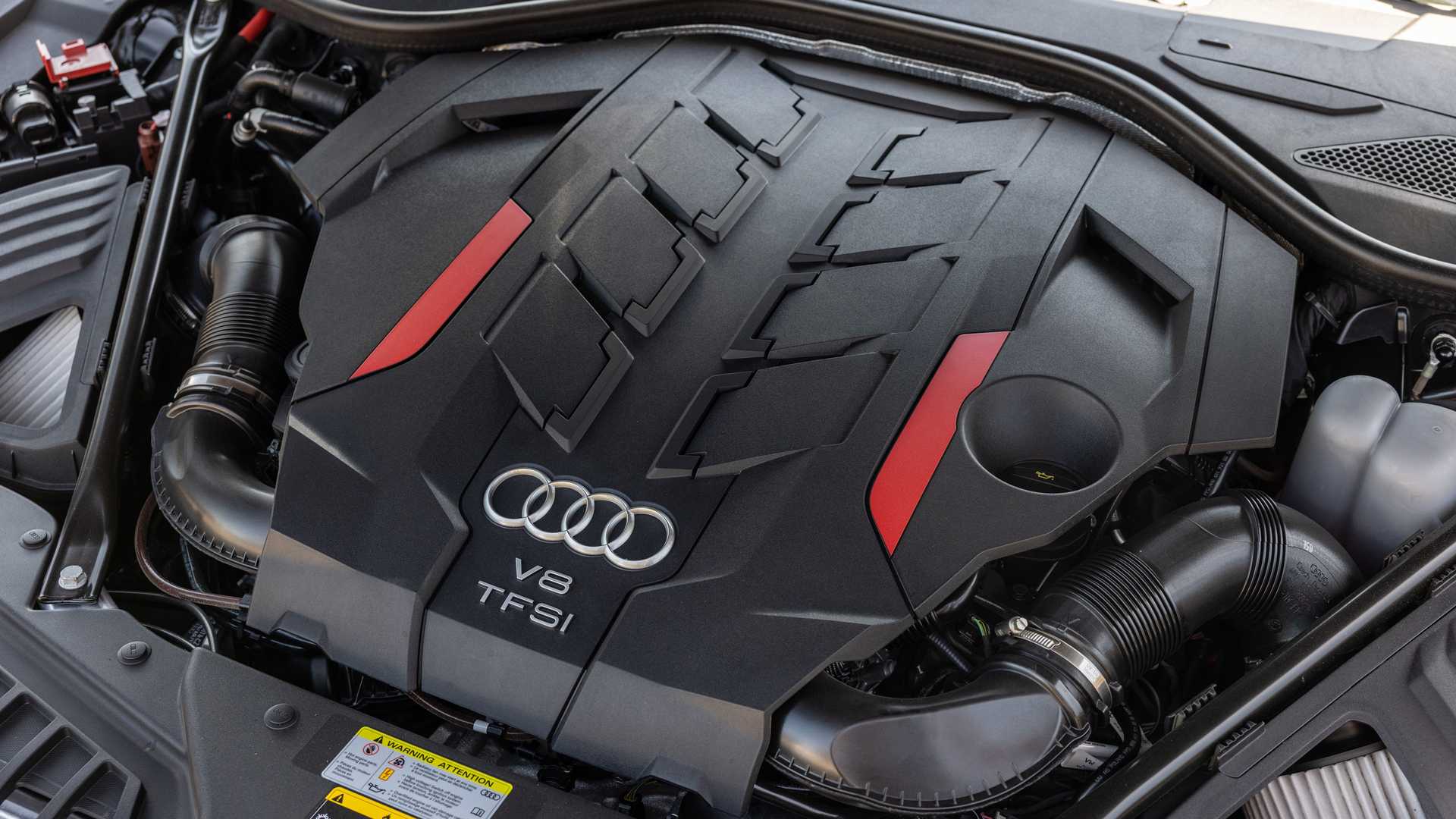 آئودی اس8 مدل 2022؛ بمب افکن خیابانی/ خودرویی بسیار ارزشمند در میدان رقابت پرچمدارها(+عکس)