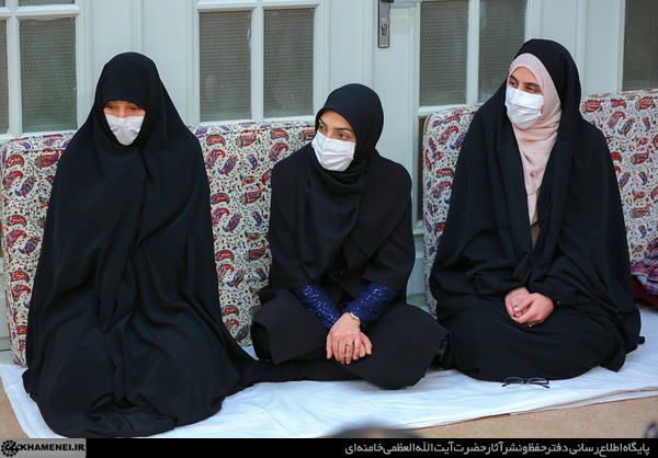 مقام معظم رهبری: حرف نو جمهوری اسلامی این است که در تشکیل حکومت، علاوه بر اثرگذاری مردم، اصول دینی نیز اثرگذار است