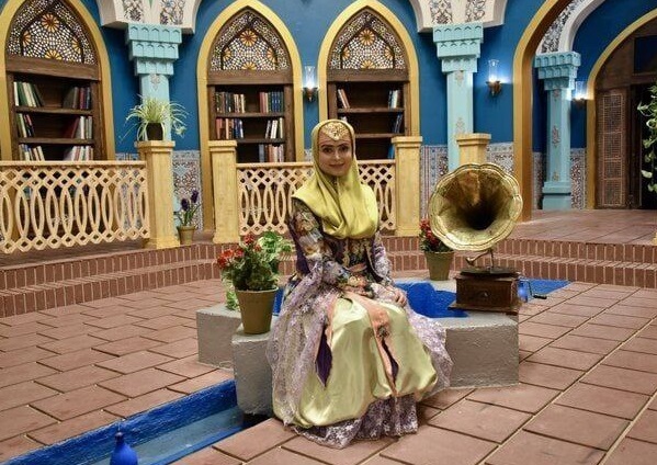 کیمیا گیلانی بازی با زندگی دیگران به خاطر چند کلیک بیشتر !