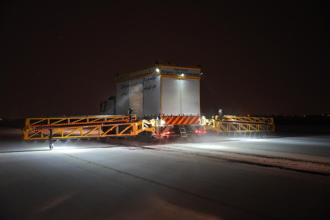 شرکت فرودگاهها: باند فرودگاه بین المللی مشهد تا پاکسازی کامل بسته است / لغو 57 پرواز داخلی و خارجی شرکت فرودگاهها: باند فرودگاه بین المللی مشهد تا پاکسازی کامل بسته است / لغو 57 پرواز داخلی و خارجی