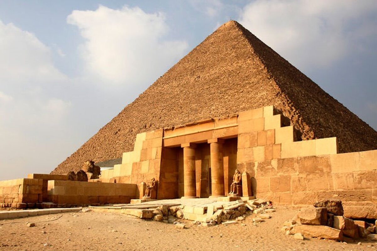 تنها بازمانده عجایب هفتگانه جهان با قدمتی باورنکردنی (+عکس)