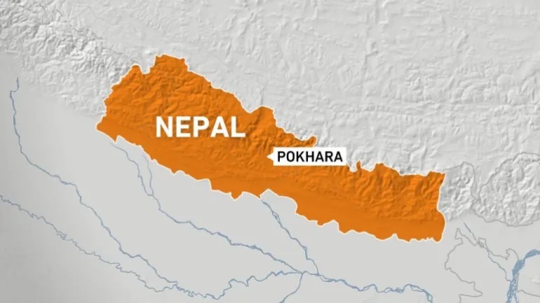 سقوط هواپیمای مسافری در نپال (+عکس) سقوط هواپیمای مسافری در نپال (+عکس)