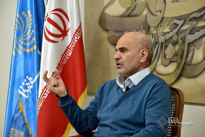 فرشاد مؤمنی، اقتصاددان: احتمال افزایش قیمت «حاملهای انرژی» در سال آینده بسیار است/ بدنه حکومت از نظر کیفیت کارشناسی با یک سقوط بی سابقه روبهرو شده فرشاد مؤمنی، اقتصاددان: احتمال افزایش قیمت «حاملهای انرژی» در سال آینده بسیار است/ بدنه حکومت از نظر کیفیت کارشناسی با یک سقوط بی سابقه روبهرو شده