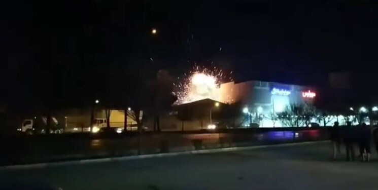 حمله پهپادی اصفهان؛ مقام اوکراینی: جنگ، همدستانش را بازخواست می کند / احضار کاردار اوکراین / پنتاگون: نظامیان امریکا مشارکت نداشتند / وال استریت ژورنال: اسرائیل عامل حمله است