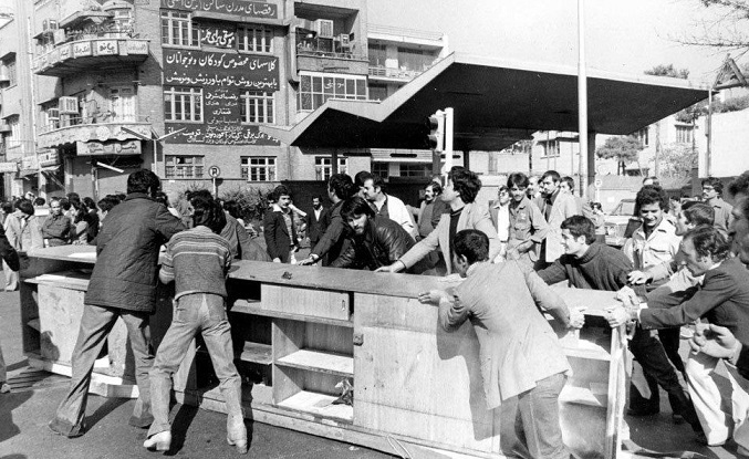 نوشتهها و آدمها و اشیا نوشتهها و آدمها و اشیا