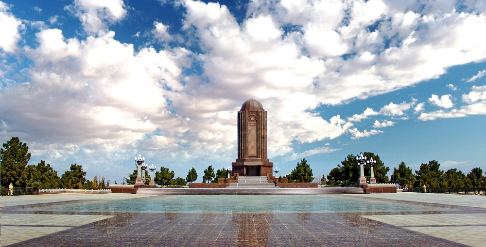 نظامی گنجوی را چقدر می شناسیم 