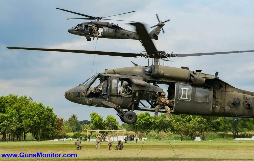 هلیکوپتر بلک هاوک