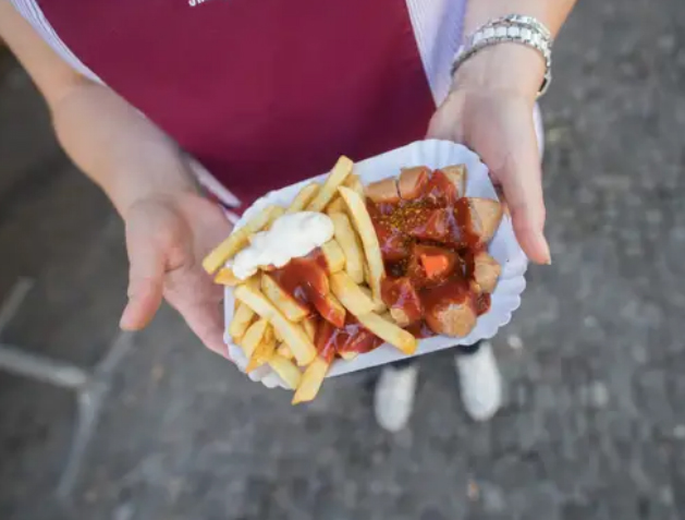 بحران جهانی کمبود عرضه روغن خوراکی/ گرانی روغن در دنیا از هلند تا هند و از آلمان تا انگلیس بحران جهانی کمبود عرضه روغن خوراکی/ گرانی روغن در دنیا از هلند تا هند و از آلمان تا انگلیس