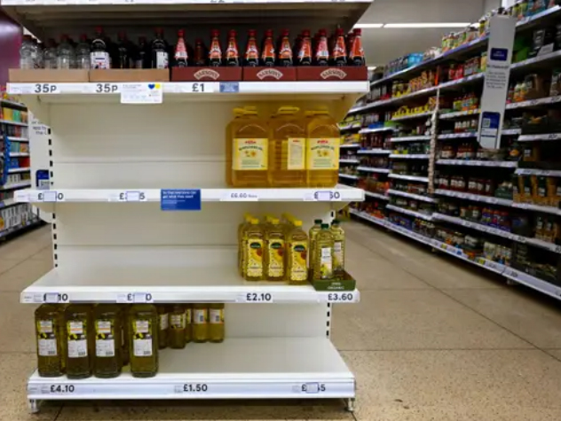 بحران جهانی کمبود عرضه روغن خوراکی/ گرانی روغن در دنیا از هلند تا هند و از آلمان تا انگلیس بحران جهانی کمبود عرضه روغن خوراکی/ گرانی روغن در دنیا از هلند تا هند و از آلمان تا انگلیس