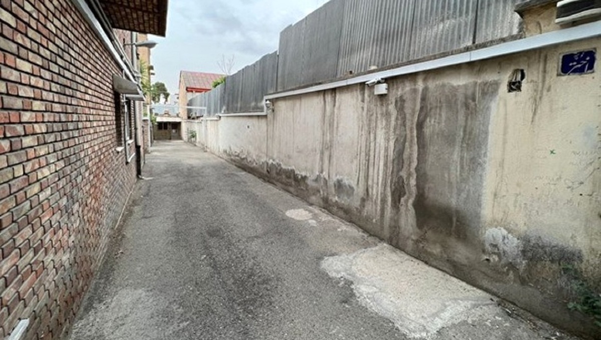 برداشته شدن محدویت فیزیکی از مقابل خانه میرحسین موسوی / رفع حصر انجام شد؟ برداشته شدن محدویت فیزیکی از مقابل خانه میرحسین موسوی / رفع حصر انجام شد؟