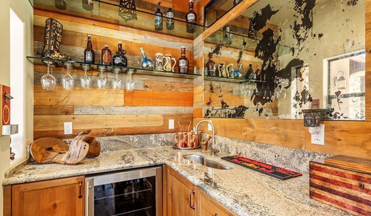 تصاویری از استراحتگاه لاکچری امبر هرد در وسط صحرا تصاویری از استراحتگاه لاکچری امبر هرد در وسط صحرا