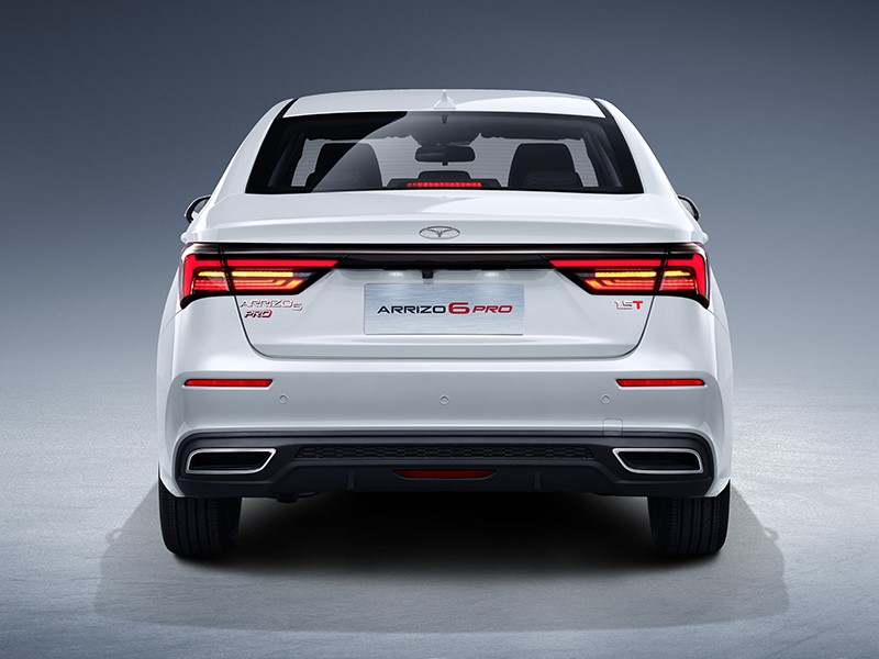 فونیکس آریزو6 پرو به بازار عرضه شد فونیکس آریزو6 پرو به بازار عرضه شد