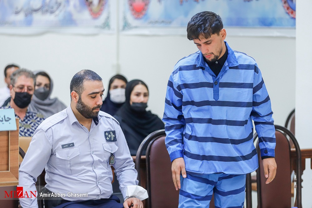 جلسه قرائت حکم بدوی پرونده زورگیر مسلح اتوبان نیایش برگزار شد/ رای صادره ظرف ۲۰ روز قابل فرجامخواهی است جلسه قرائت حکم بدوی پرونده زورگیر مسلح اتوبان نیایش برگزار شد/ رای صادره ظرف ۲۰ روز قابل فرجامخواهی است