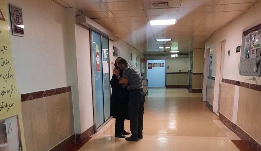 مهسا امینی از دنیا رفت