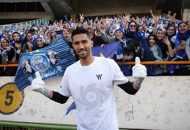 تلویزیون، تماشاگران زن ورزشگاه آزادی را نشان نداد!/ پایان ممنوعالورودی، آغاز ممنوعالتصویری تلویزیون، تماشاگران زن ورزشگاه آزادی را نشان نداد!/ پایان ممنوعالورودی، آغاز ممنوعالتصویری