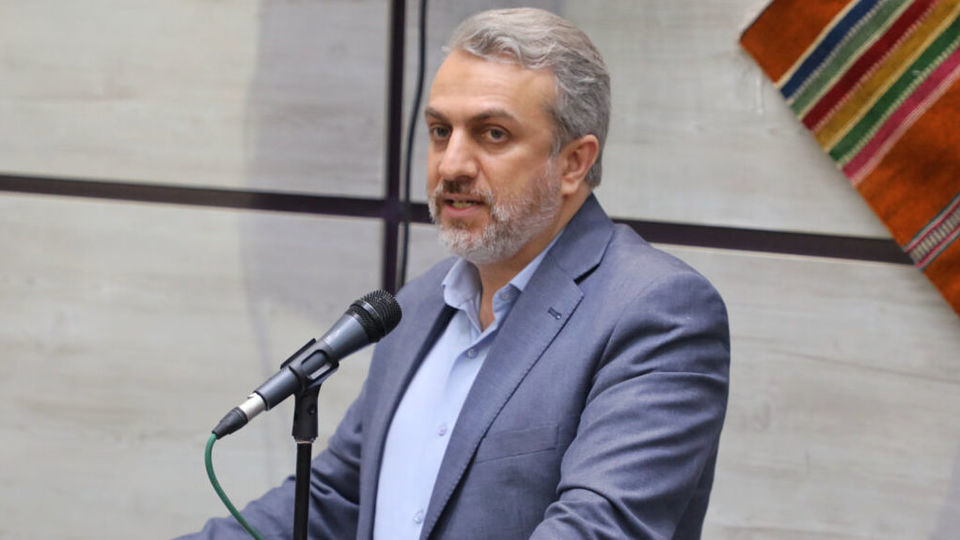 سیاهکلی نماینده مجلس:فاطمی امین ساختار وزارت صمت را بهم زده است/ افرادی که آورده است کارنابلد هستند سیاهکلی نماینده مجلس:فاطمی امین ساختار وزارت صمت را بهم زده است/ افرادی که آورده است کارنابلد هستند