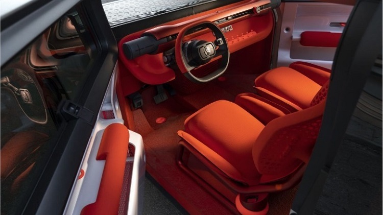 خودروی برقی عجیبی که در ساخت آن از مقوا هم استفاده شده است خودروی برقی عجیبی که در ساخت آن از مقوا هم استفاده شده است