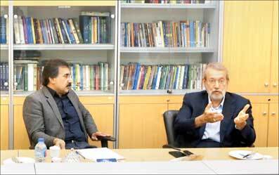 علی لاریجانی سکوتش را شکست: وقتی 50 درصد بانوان کشور حجاب کاملی ندارند نباید پلیس را درگیر ماجرا کرد علی لاریجانی سکوتش را شکست: وقتی 50 درصد بانوان کشور حجاب کاملی ندارند نباید پلیس را درگیر ماجرا کرد