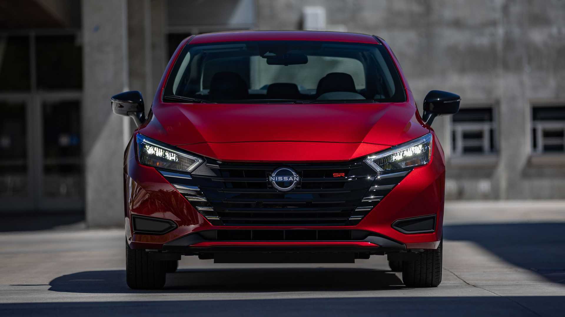 ورسا 2023؛ این نیسان فقط 16 هزار دلار! (+عکس)