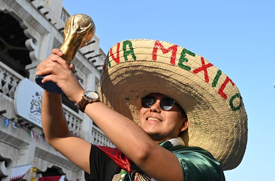 تماشاگران جام جهانی فوتبال در قطر (عکس) تماشاگران جام جهانی فوتبال در قطر (عکس)