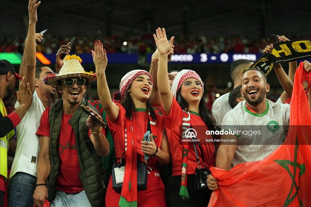 شادی مراکشی ها بعد از پیروزی تاریخی در جام جهانی (+عکس) شادی مراکشی ها بعد از پیروزی تاریخی در جام جهانی (+عکس)