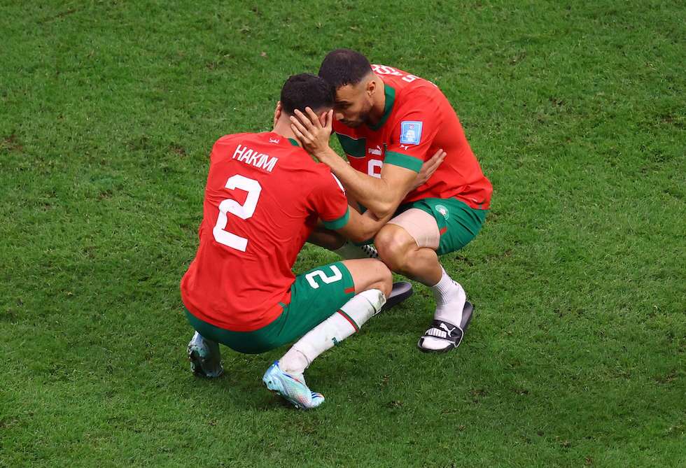 حاشیه بازی فرانسه - مراکش (+عکس) / از شادی مکرون تا دلداری امپایه به اشرف حکیمی حاشیه بازی فرانسه - مراکش (+عکس) / از شادی مکرون تا دلداری امپایه به اشرف حکیمی