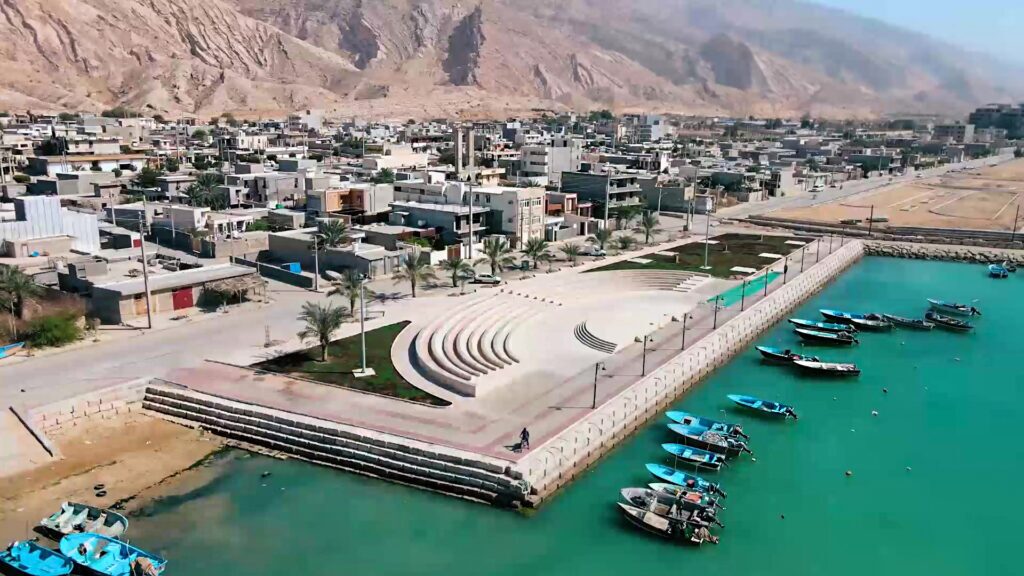 بزرگترین روستای جنوب ایران در انتظار شهر شدن