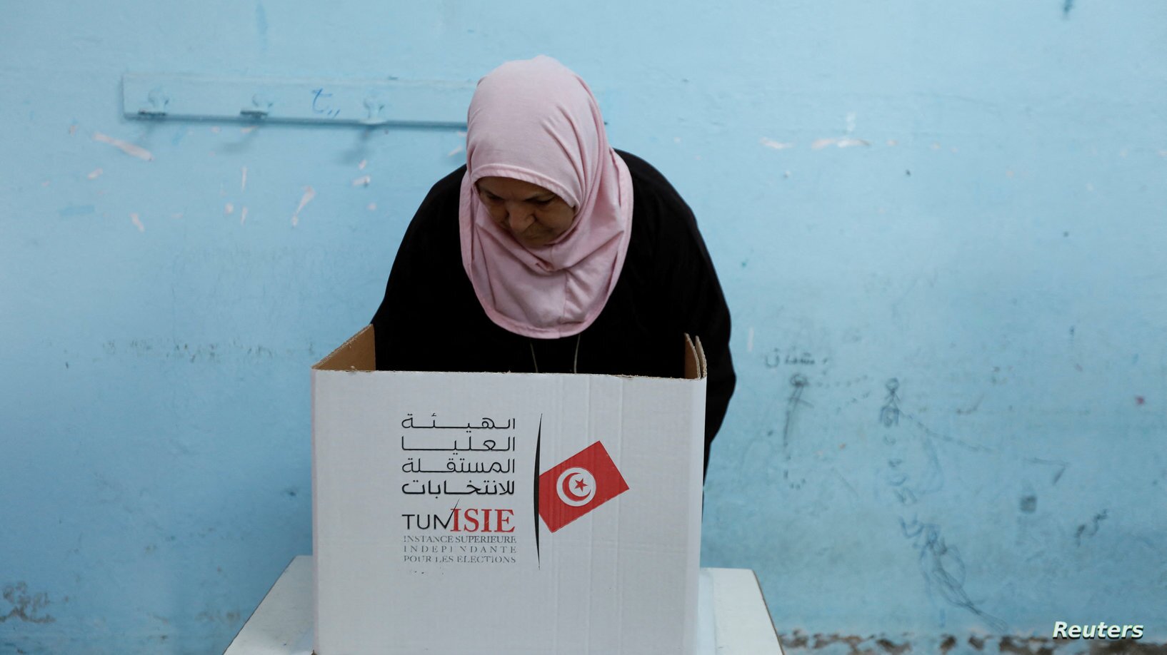 رسوایی برای رئیس جمهور تونس / مشارکت در انتخابات: 8.8 درصد رسوایی برای رئیس جمهور تونس / مشارکت در انتخابات: 8.8 درصد