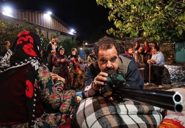 نون، خ 4 نون، خ 4 اثبات همه انتقادات ما به تلویزیون ؛ درود بر شرفتان ...