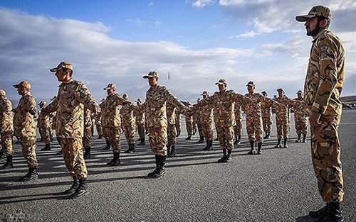 خاطرات یک روحانی از دوران سربازی: می خواستیم به زور همه را نماز خوان کنیم و به بهشت ببریم! خاطرات یک روحانی از دوران سربازی: می خواستیم به زور همه را نماز خوان کنیم و به بهشت ببریم!