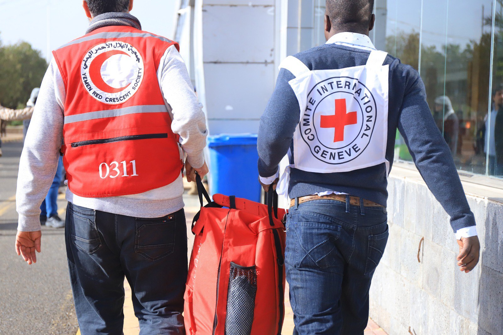 آزادی اسرای جنگ یمناشک شوق آزادی اسرای جنگ یمناشک شوق