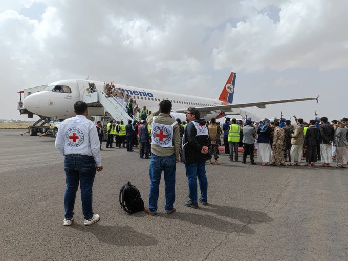 آزادی اسرای جنگ یمناشک شوق آزادی اسرای جنگ یمناشک شوق