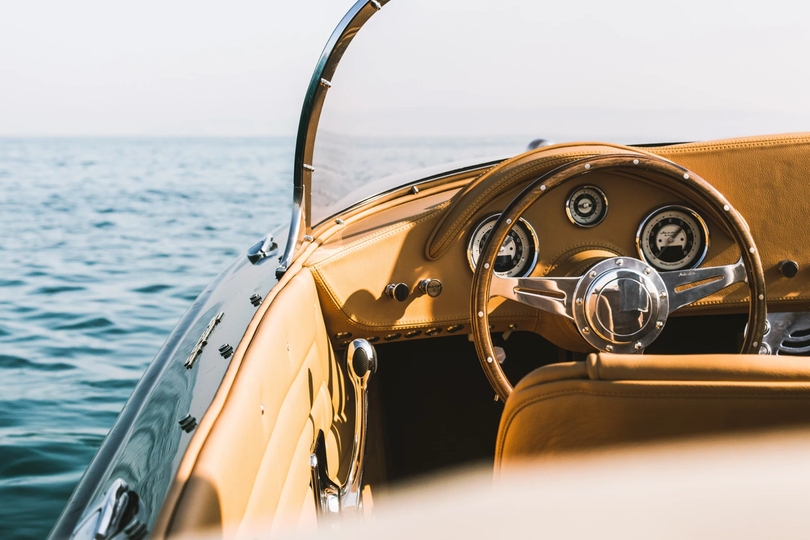 هرمس اسپیدستر؛ قایقی که با الهام پورشه 356 شکل گرفته است هرمس اسپیدستر؛ قایقی که با الهام پورشه 356 شکل گرفته است