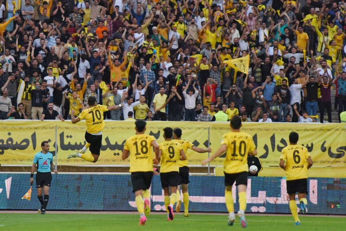 سپاهان ۵ - پیکان صفر/ جشنواره گل سپاهان با دبل مغانلو و نورافکن