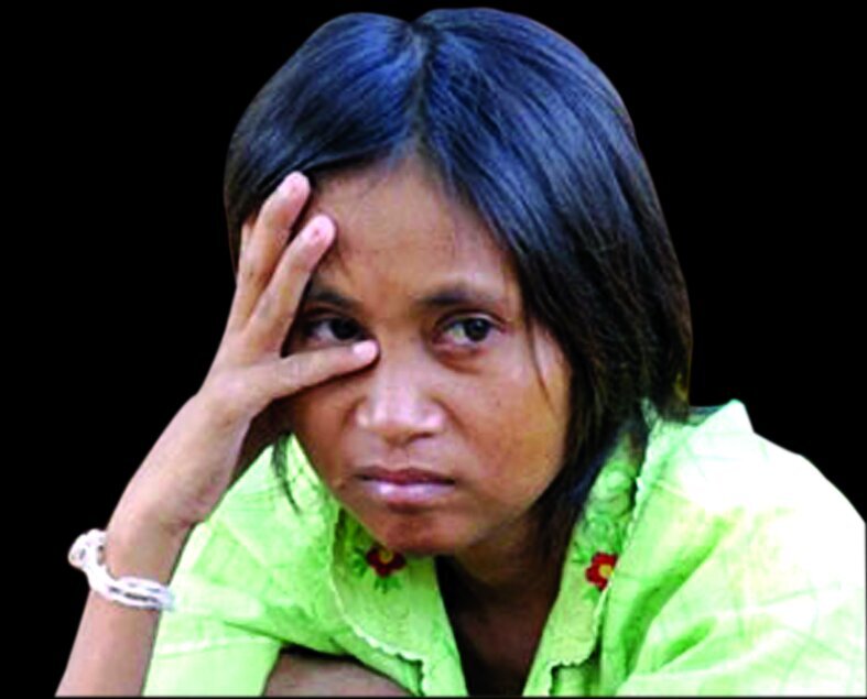 کامبوج/ زن جنگلی که ۱۸ سال مثل میمون‌ روی درخت به تنهایی زندگی کرد (+عکس)