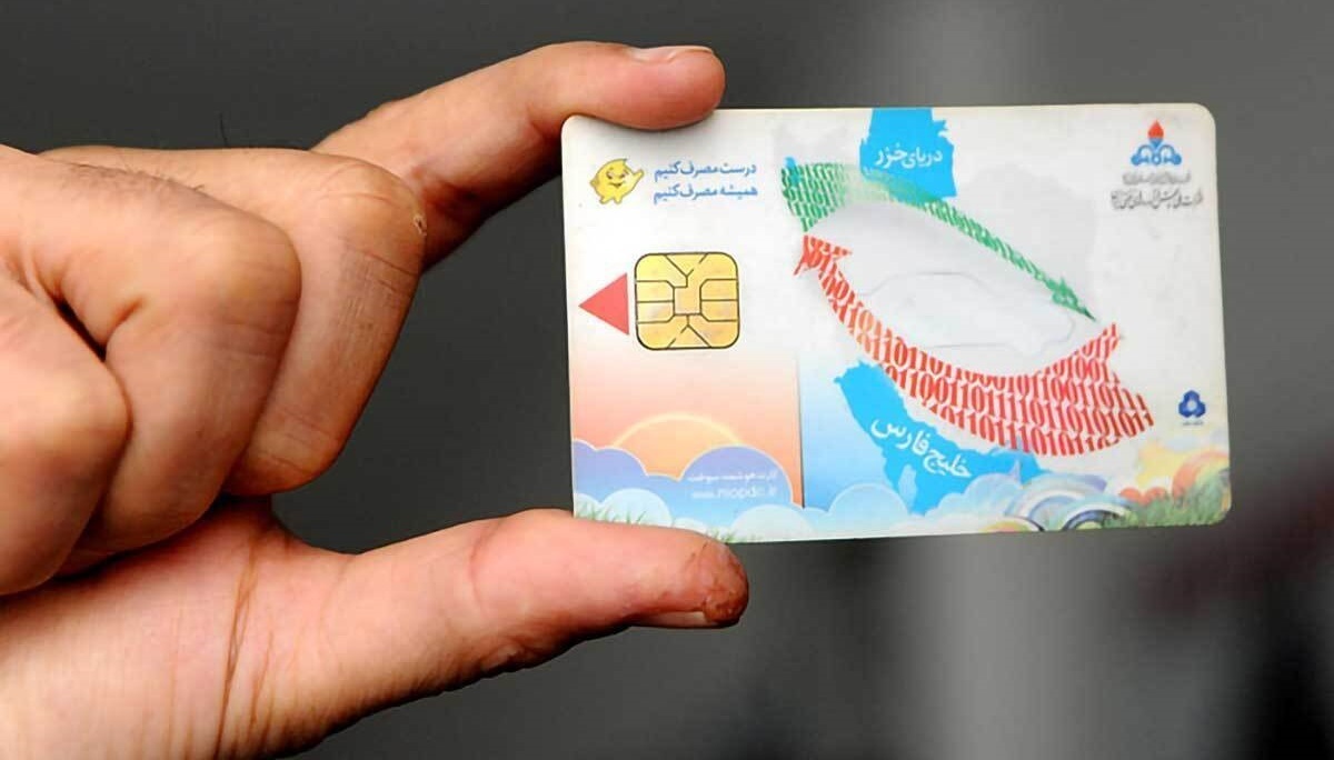 شارژ ۲۱۰ لیتر برای کارت سوخت هر خودرو در ابتدای ماه؛ ۱۵۰ لیتر آزاد و ۶۰ لیتر سهمیه